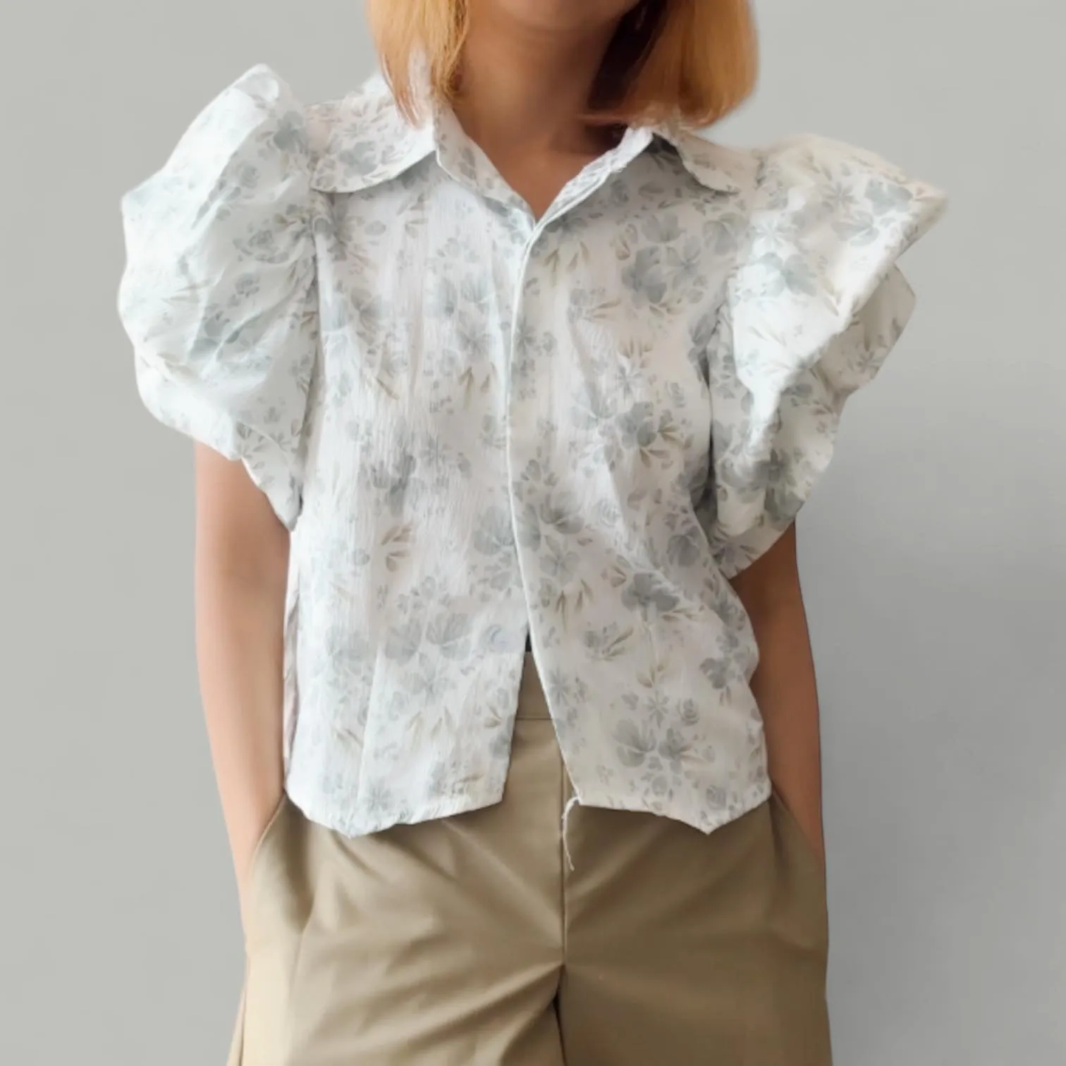 BLUSA Bubble Sleeve Butterfly Woven Dainty Print Buttondown Collared Shirt Top