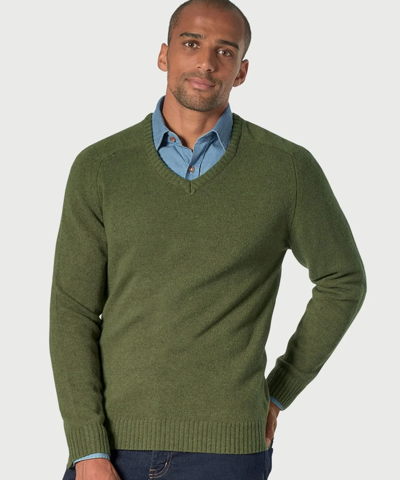 Brook Taverner Lambswool V Neck 7gg