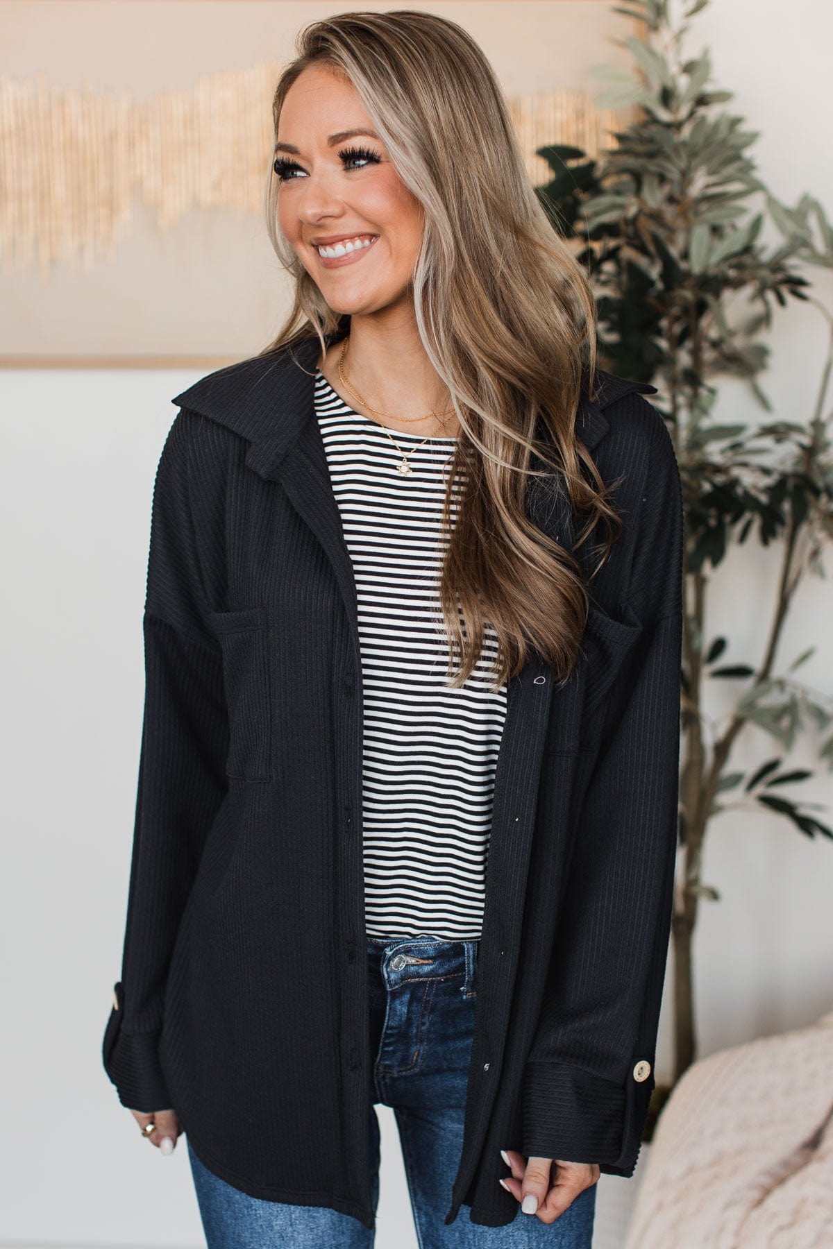 Feeling Bold Ribbed Shirt Jacket- Black