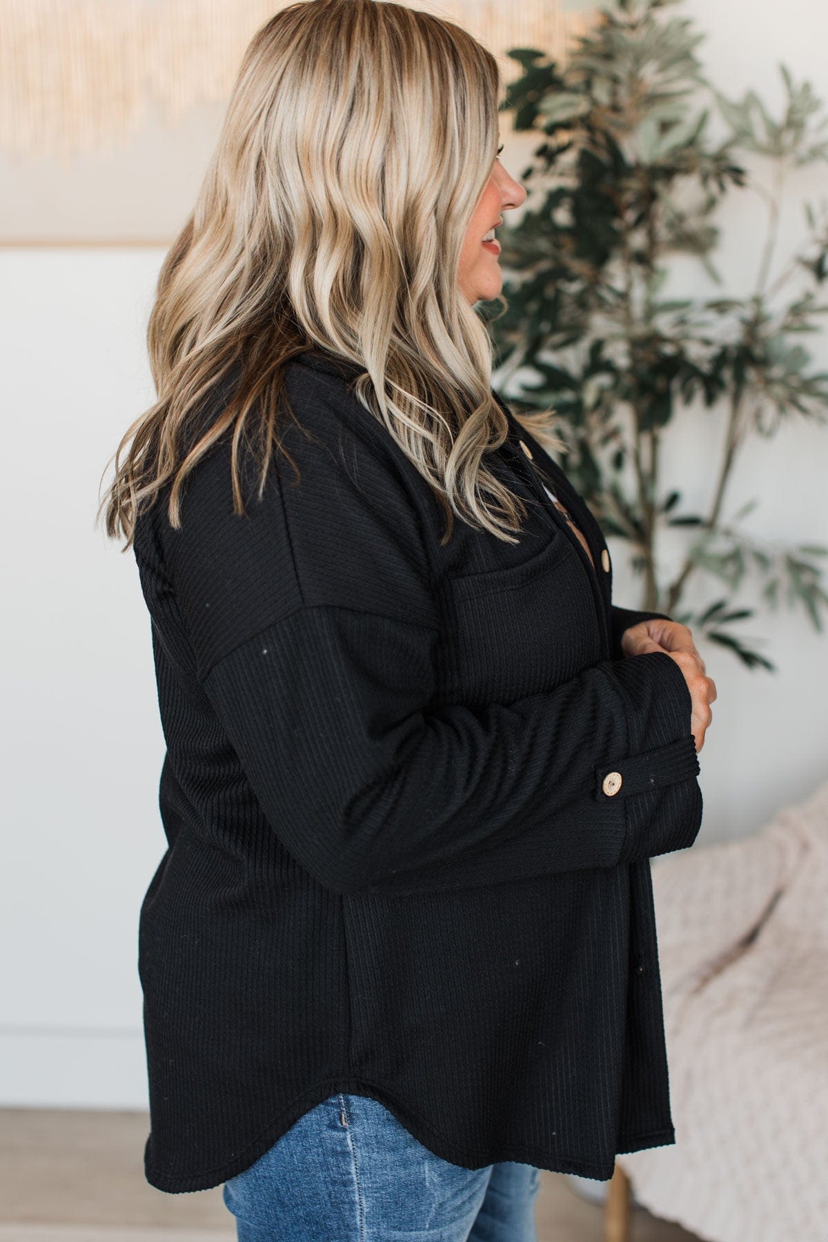 Feeling Bold Ribbed Shirt Jacket- Black