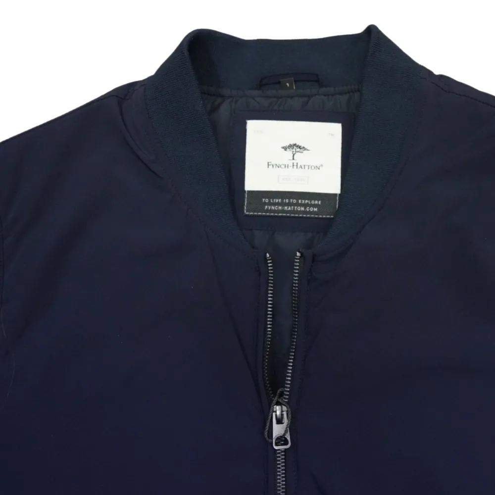 FYNCH HATTON Light Weight Navy Gilet | Menswear Online