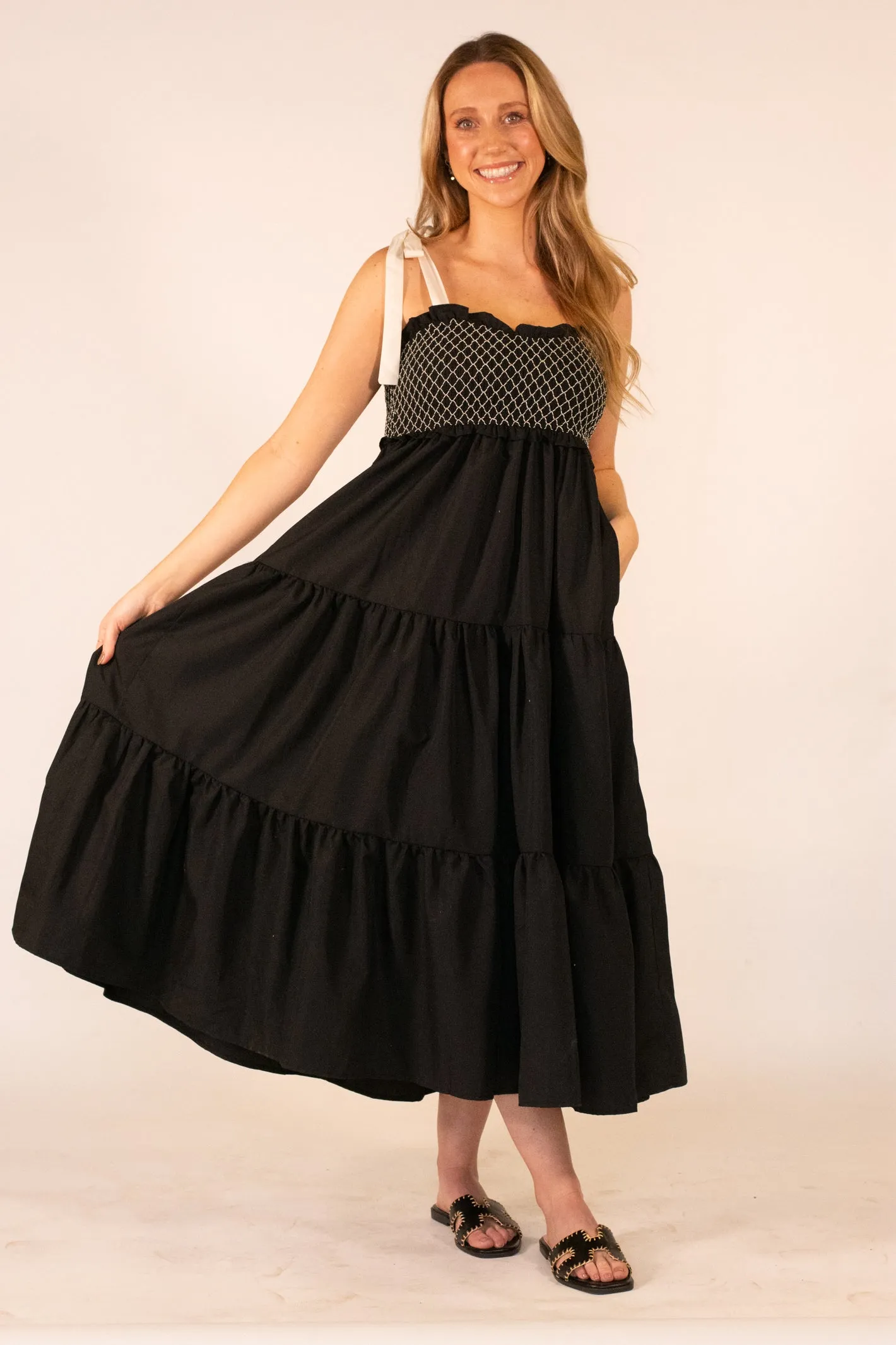 Let My Heart Run Black Smock Maxi Dress