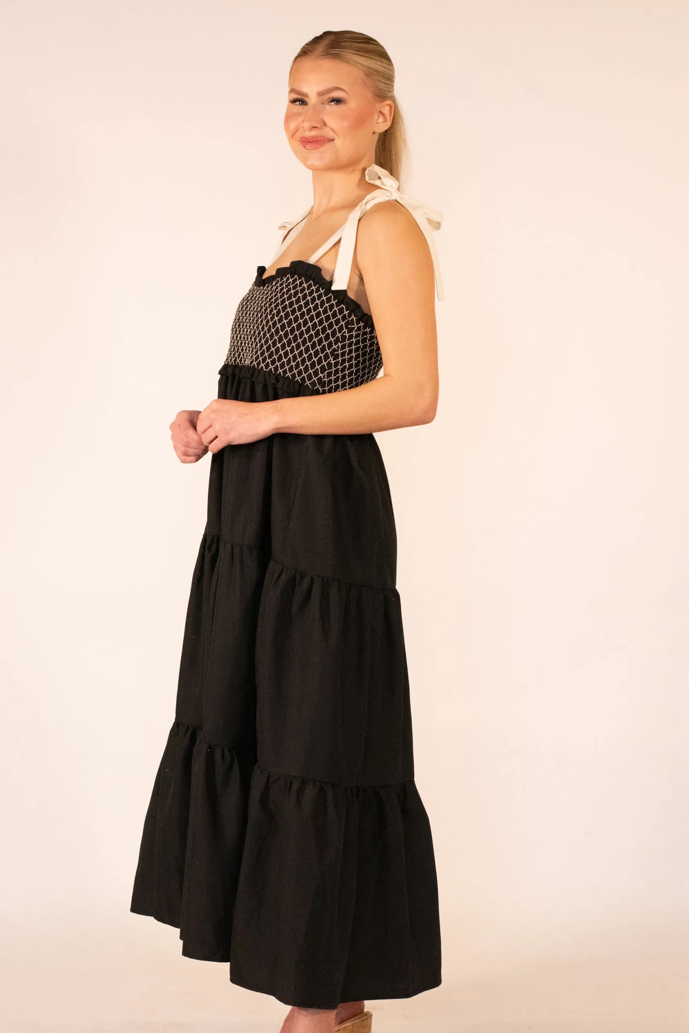 Let My Heart Run Black Smock Maxi Dress