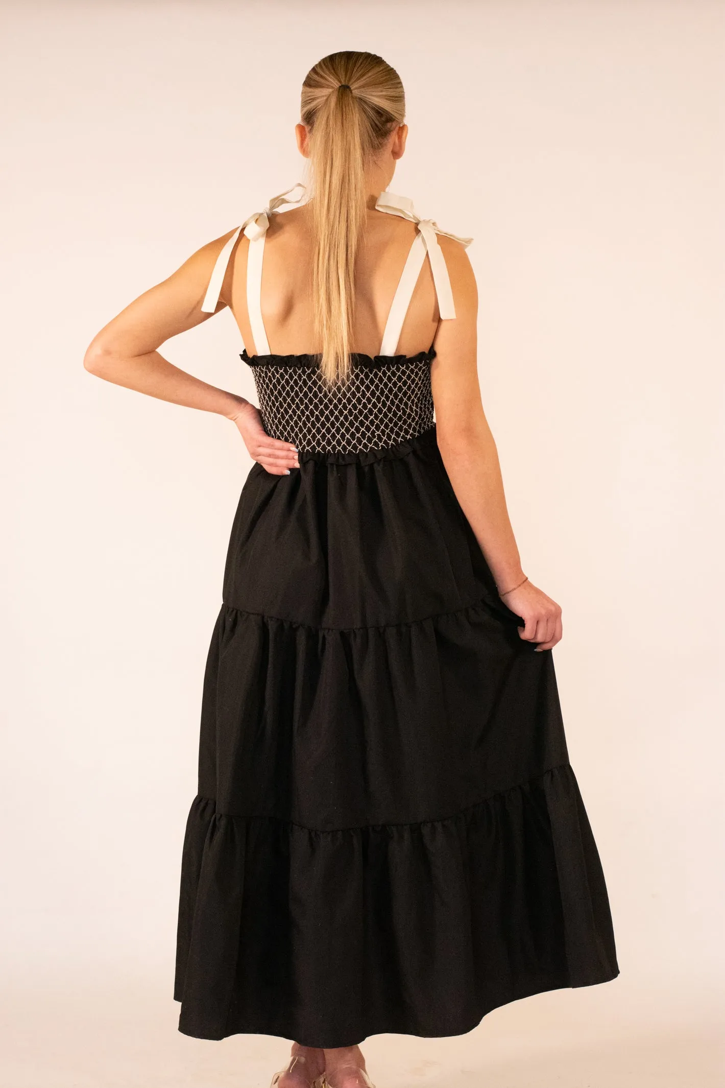 Let My Heart Run Black Smock Maxi Dress