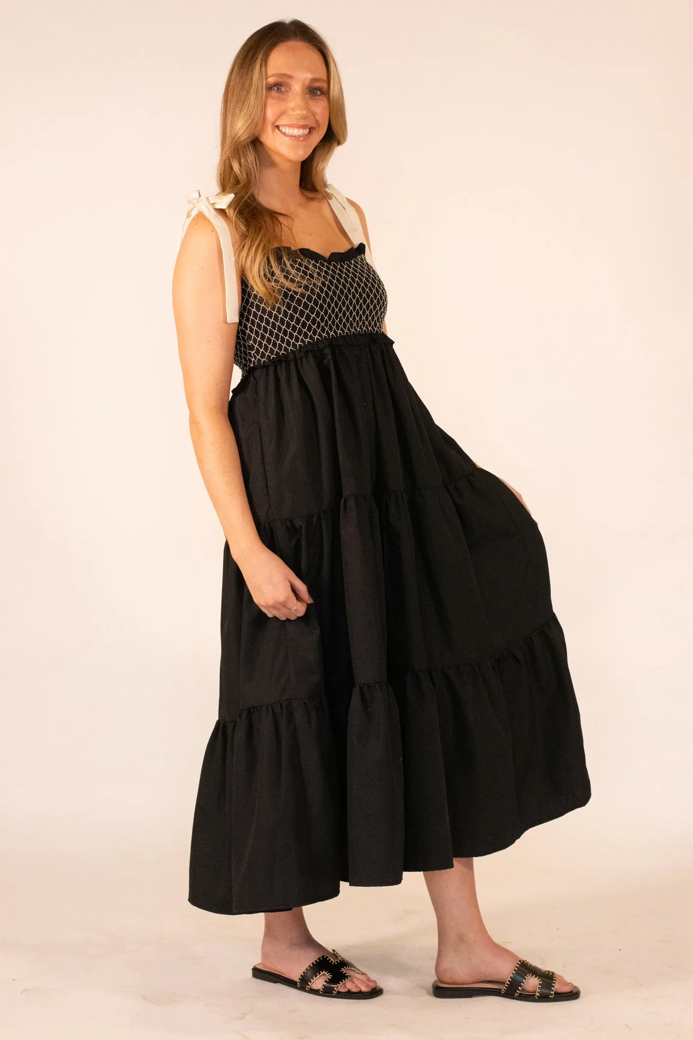 Let My Heart Run Black Smock Maxi Dress