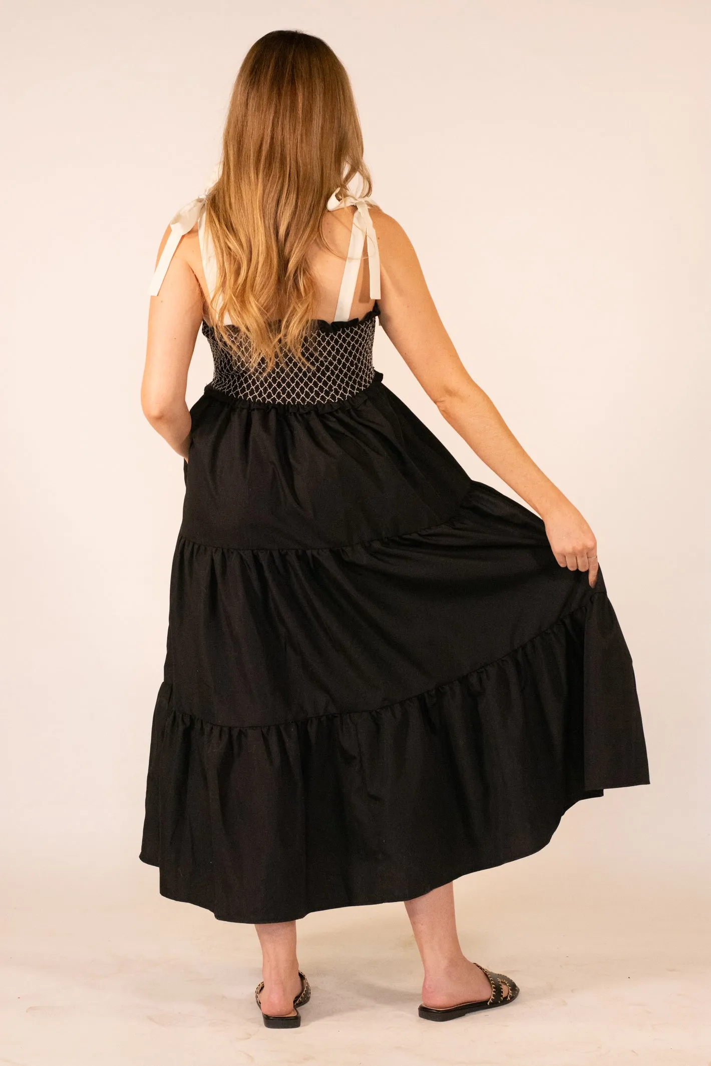 Let My Heart Run Black Smock Maxi Dress