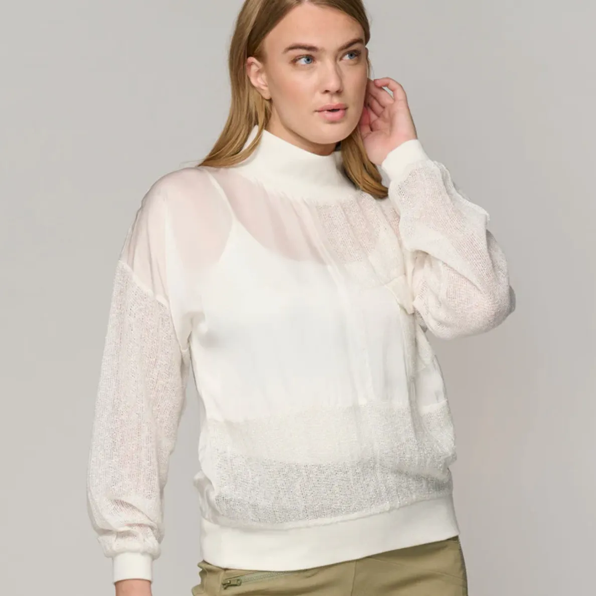 N  Olia Blouse