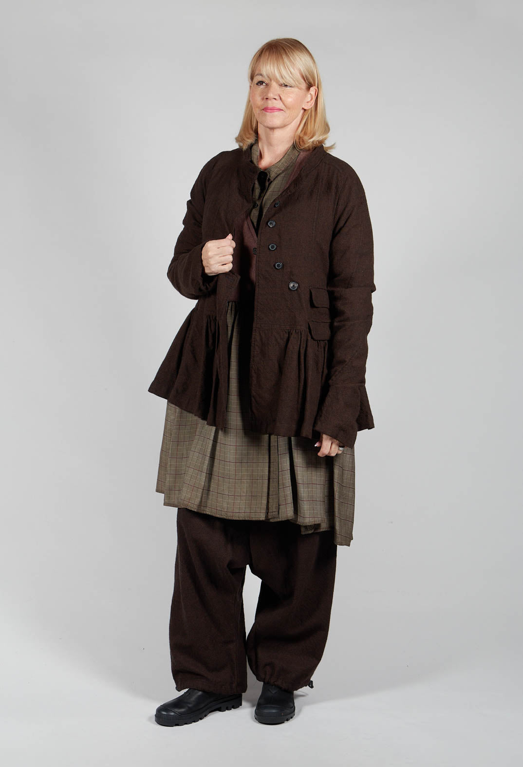 Peplum Style Jacket in Kaffee Check