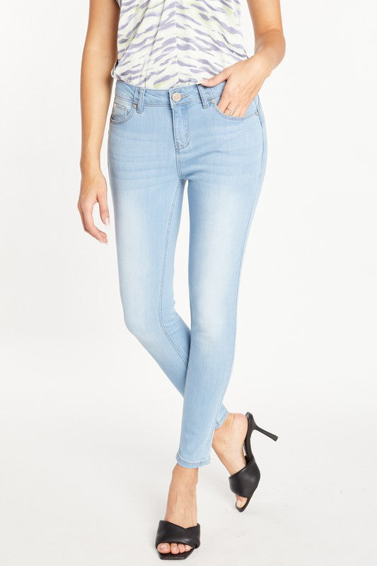 Super Soft Push Up Ankle Skinny Jeans