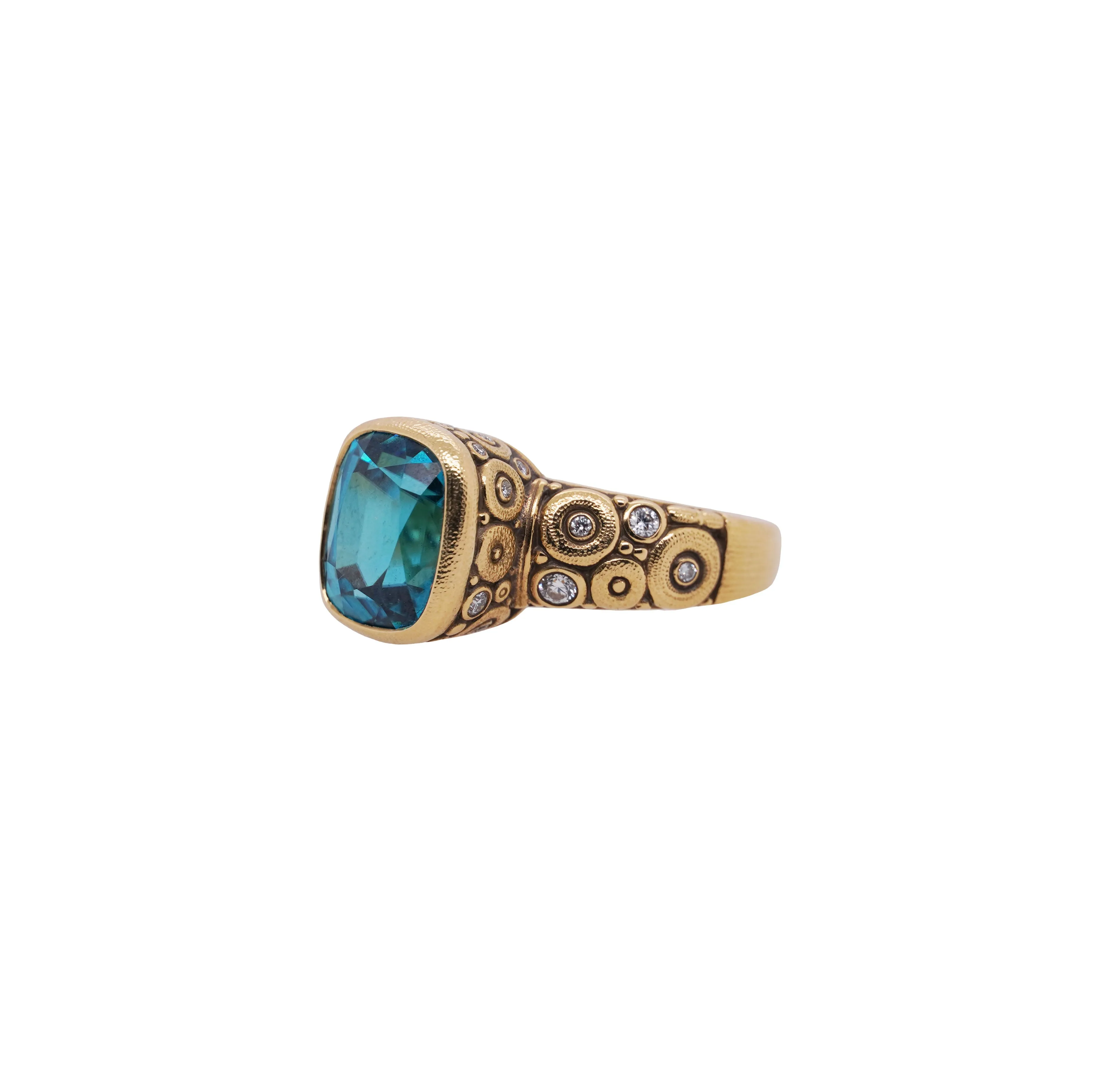 Yellow Gold and Blue Zircon Vila Ring