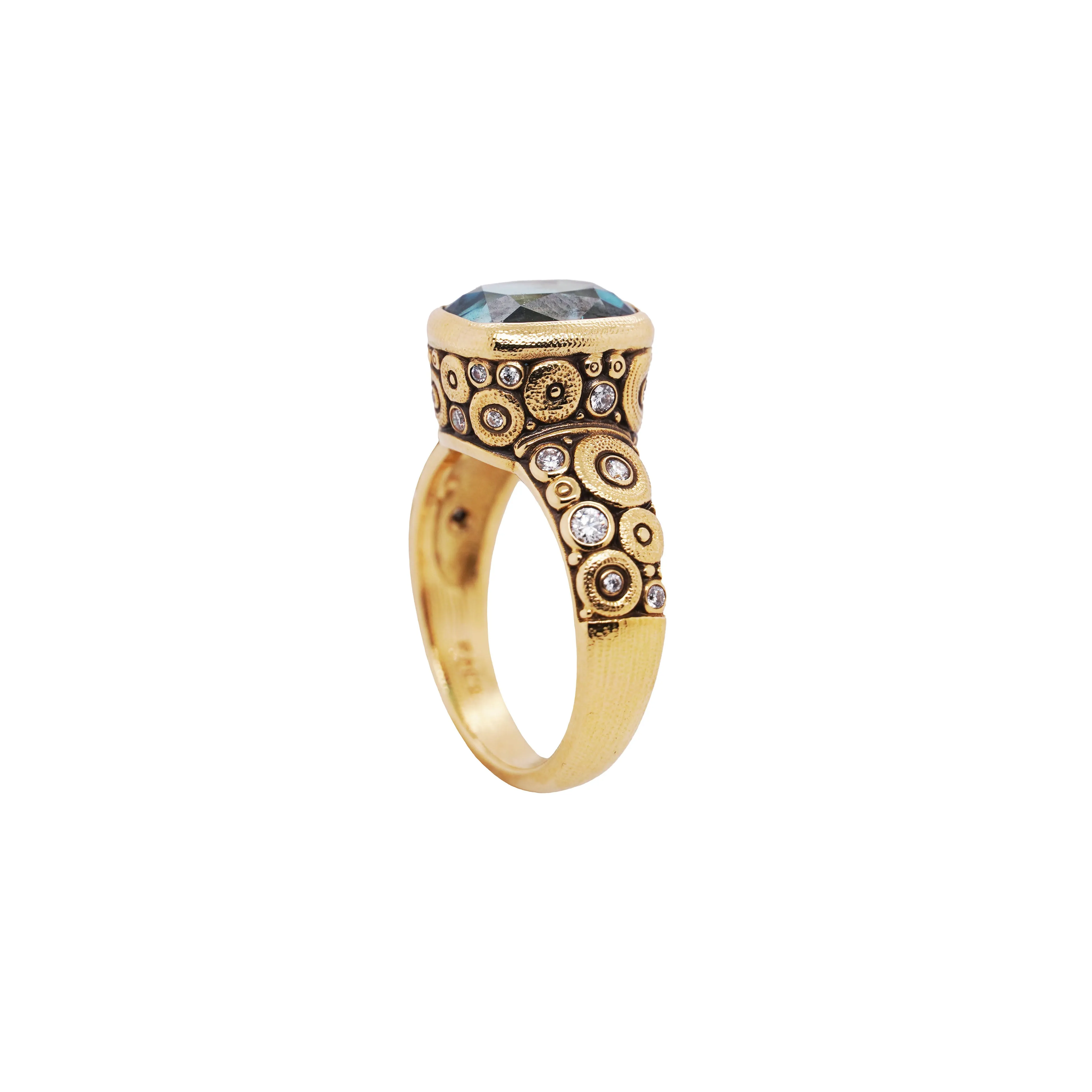 Yellow Gold and Blue Zircon Vila Ring